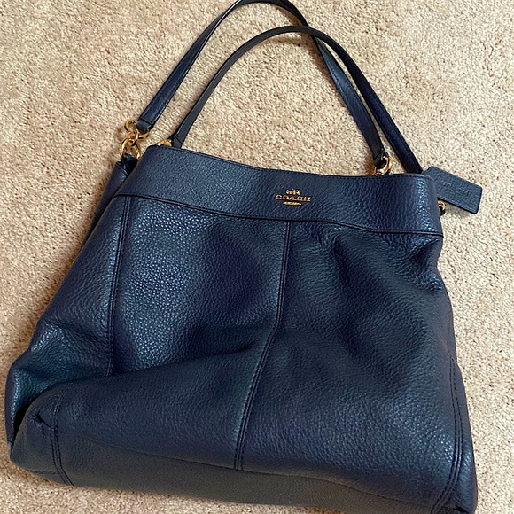 Large Coach three compartment shoulder bag in deep gray. Gold logo and hardware. - Picture 1 of 4